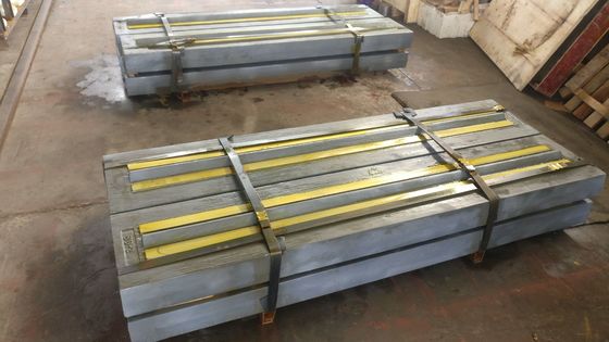 Υψηλό Cr Κηραμική Εισαγωγή Blow Bar για NP1110 Impact Crusher αποτελεσματική λύση θρυμματισμού